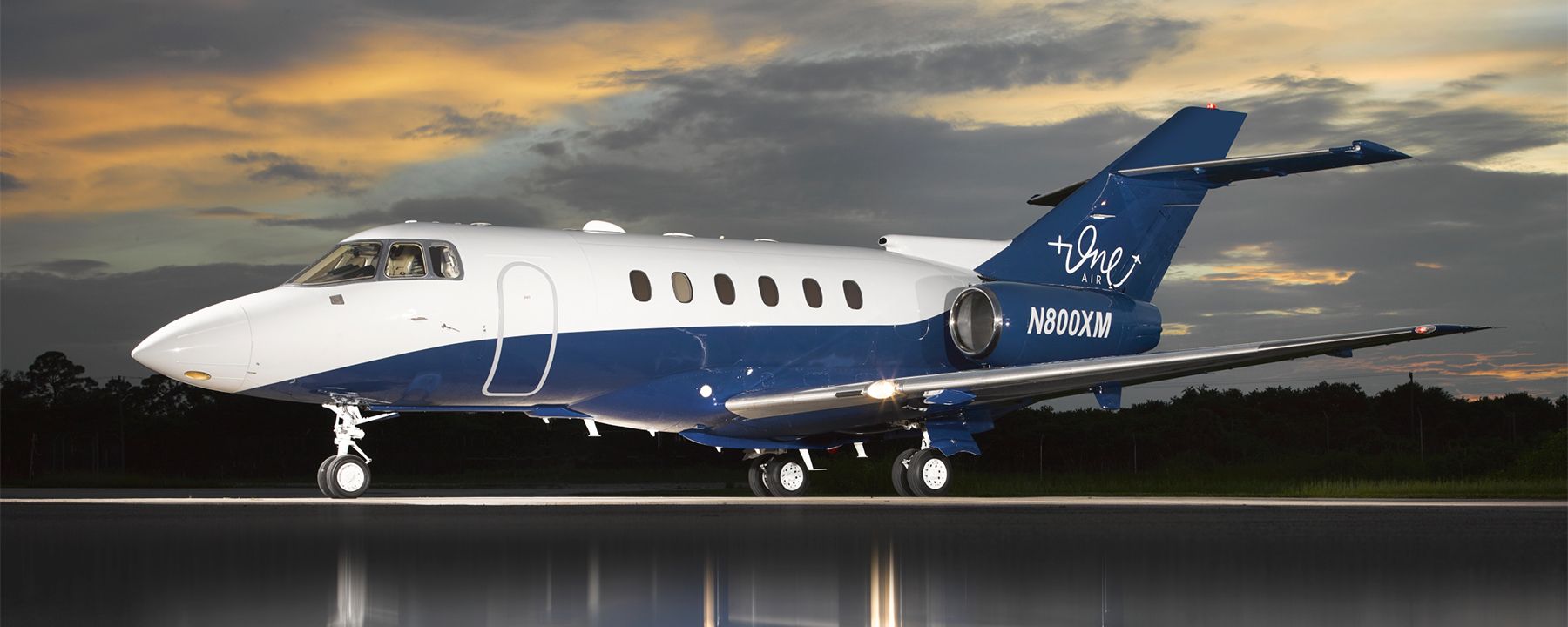 Hawker 800xp – PlusOne Air Charters