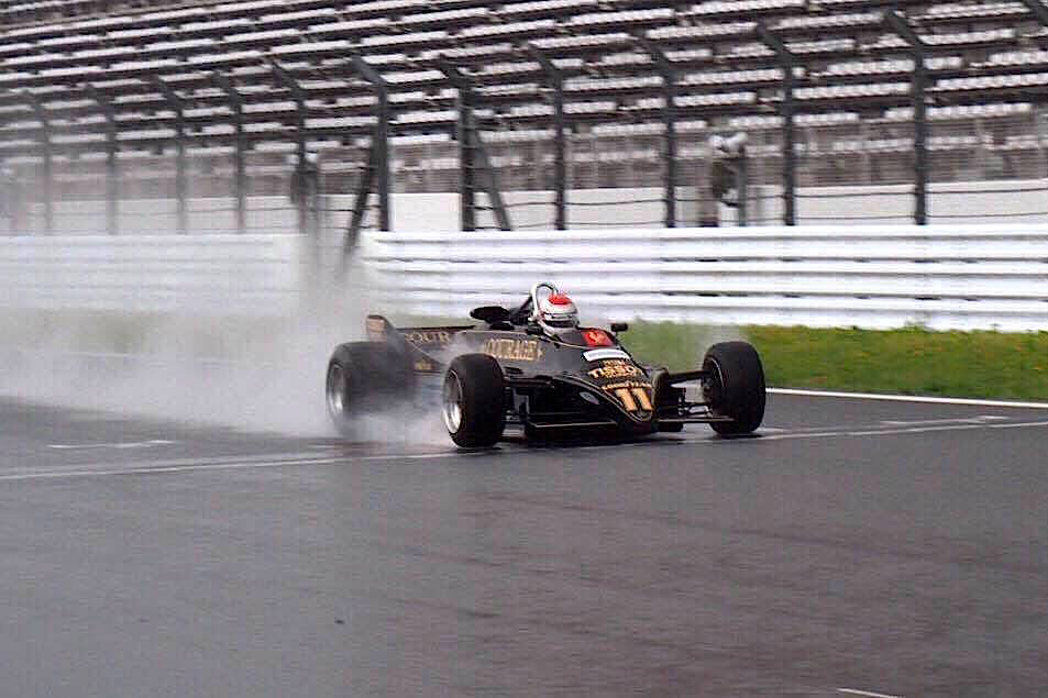 PLANEX CARS - JAPAN LOTUS DAY 2016でロータス88Bが激走!! - CARS