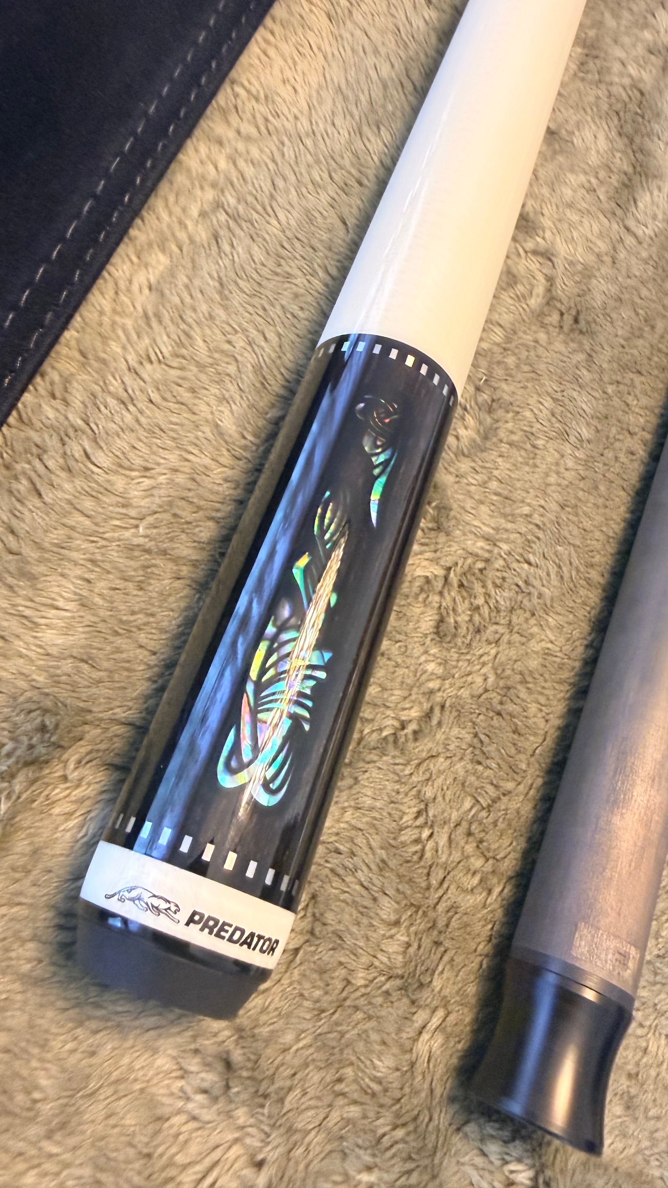 Predator Limited Edition Gordian Knot Pool Cue - No Wrap