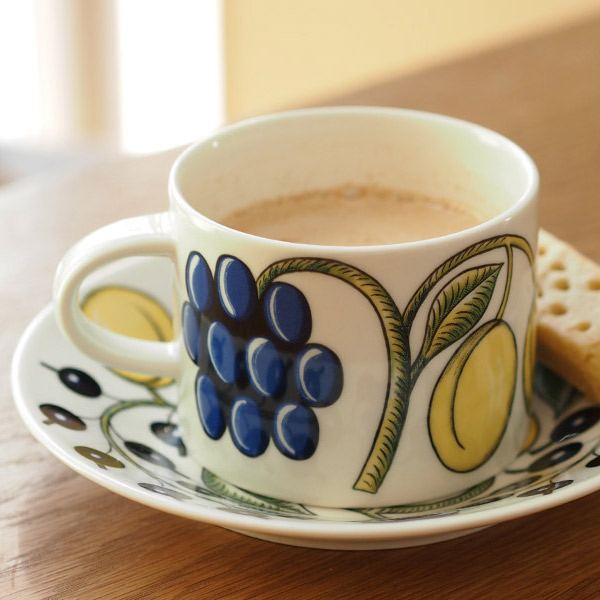 □アラビア パラティッシ ティーカップ＆ソーサー / ARABIA Paratiisi