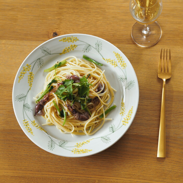 徳永遊心窯 色絵ミモザ 8寸皿 | 食器と料理道具の専門店「プロキッチン」