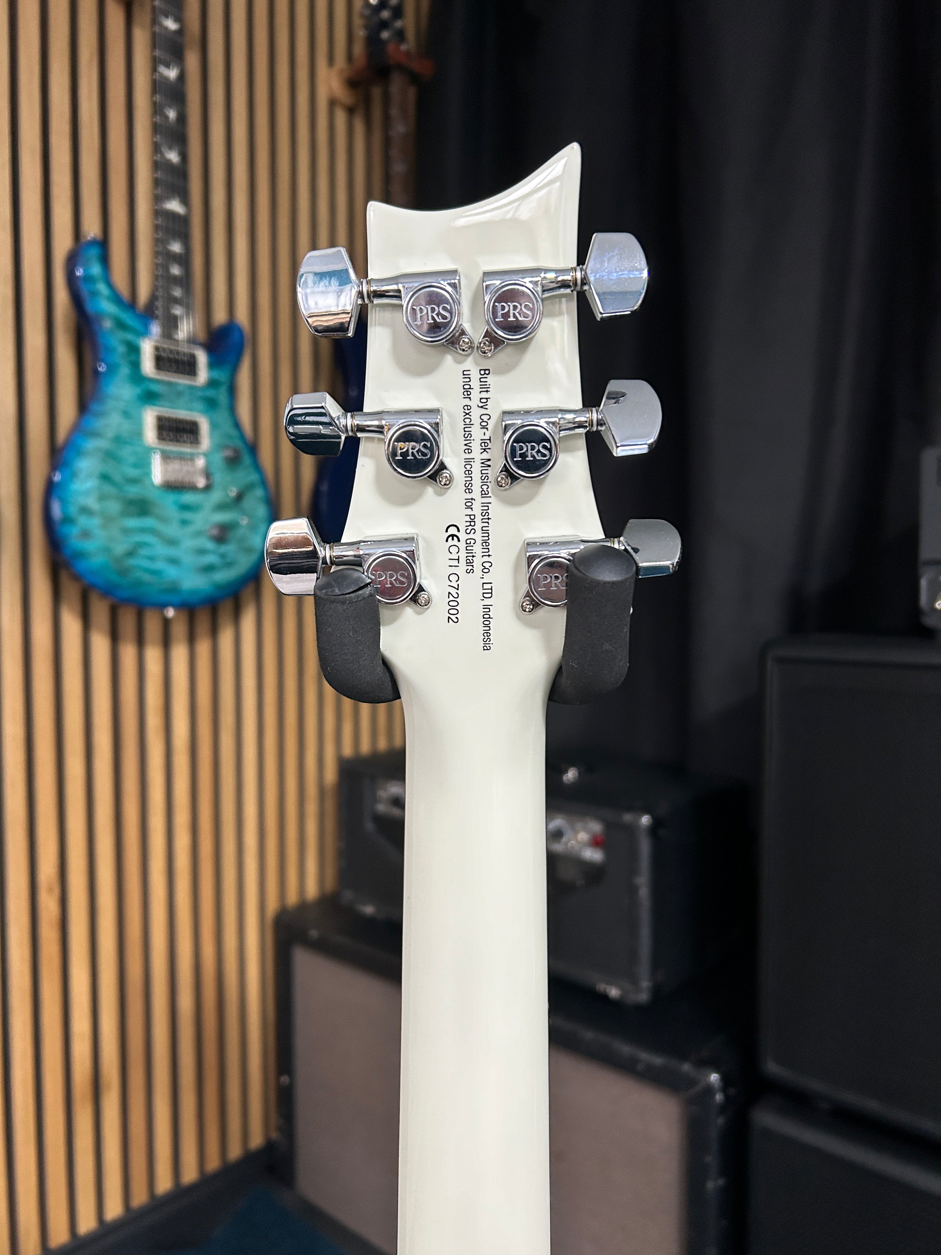 SE Starla - Antique White – PRSFinder