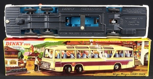 Dinky Toys 952 Vega Major Luxury Coach - QDT