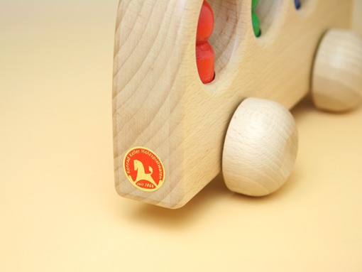 木のおもちゃ カルテット / 4人のりバス 白木｜ケラー社 正規品