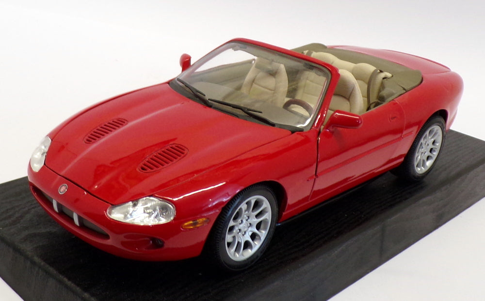 Maisto 1/18 Scale Diecast 31863 - 1998 Jaguar XKR - Red — R.M.Toys Ltd