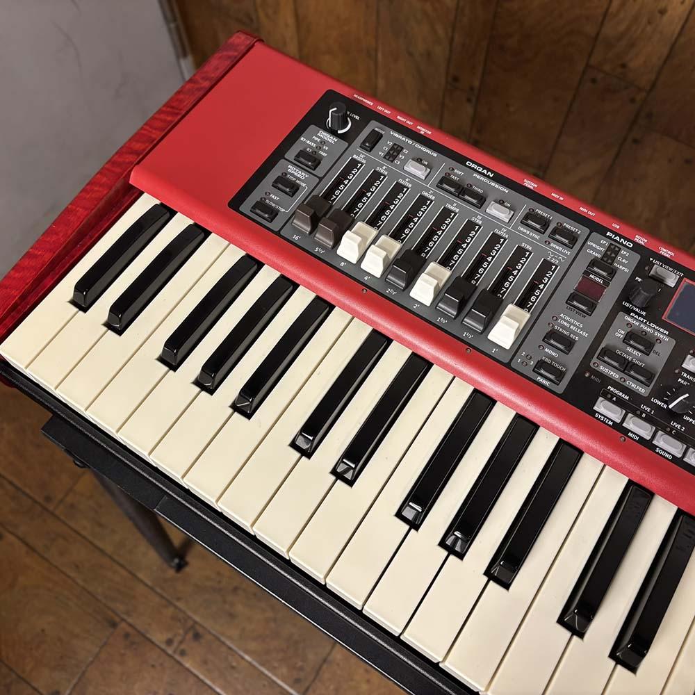 Nord Electro 5D 61鍵 レッド キャリングケース付き Nord Electro 5D 61 key w/ soft case - musical instruments - by