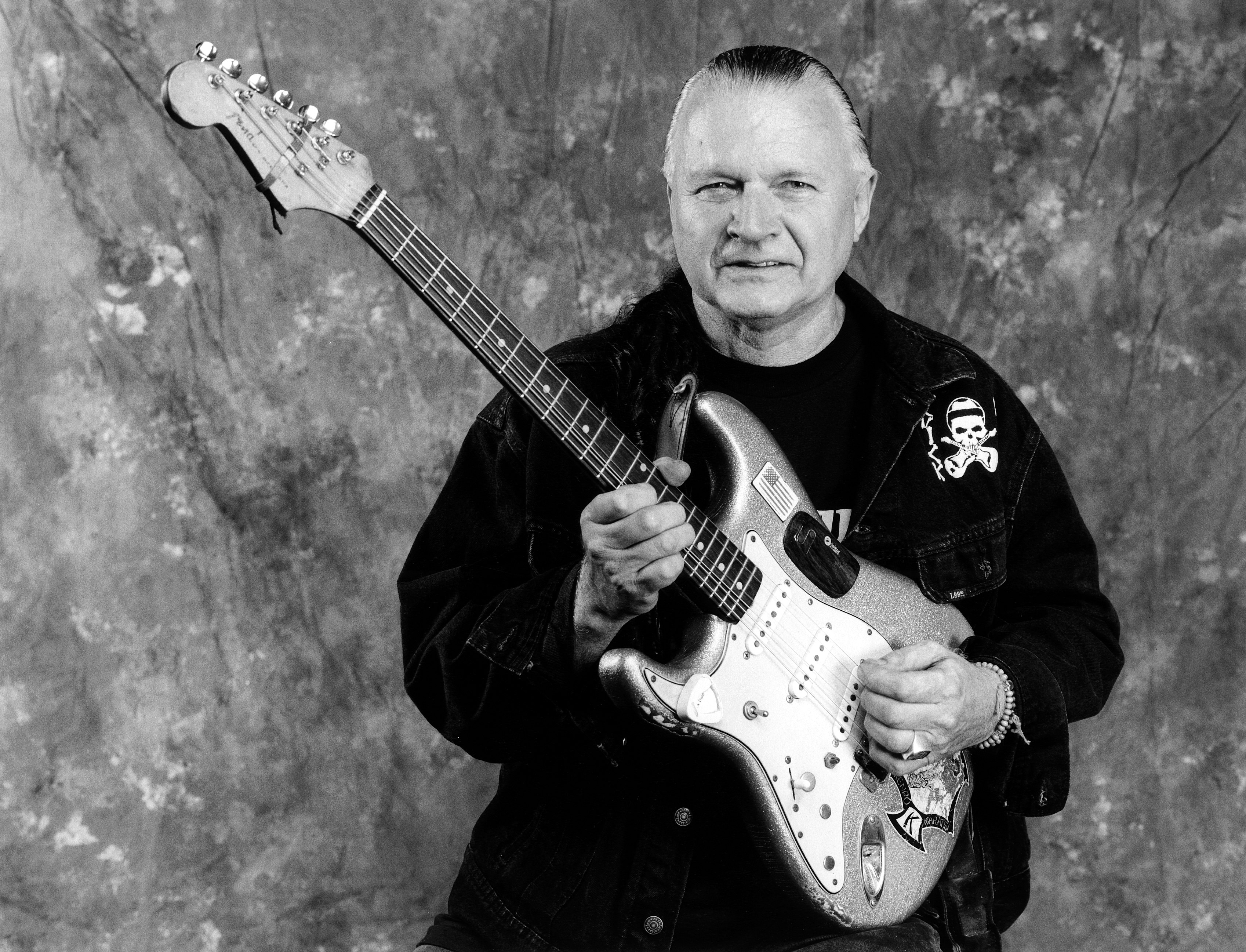 Dick Dale, King of the Surf Guitar, Dead at 81