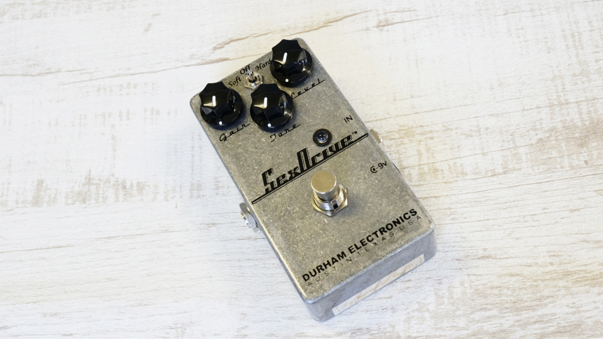 圧倒的存在感。別モノの質感を持つブースター！DURHAM ELECTRONICS SEX