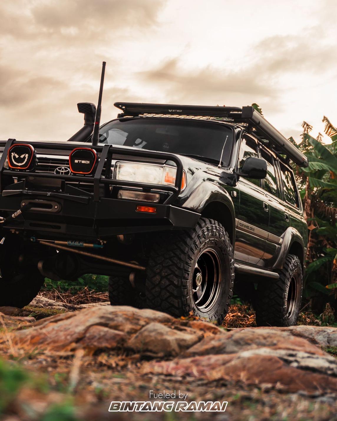 GALLERY : ZZYZX OX + TOYOTA Land Cruiser 80 : 日本発 4WDブランド