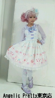 New from Angelic Pretty: Whip Show Case – Crimson Reflections