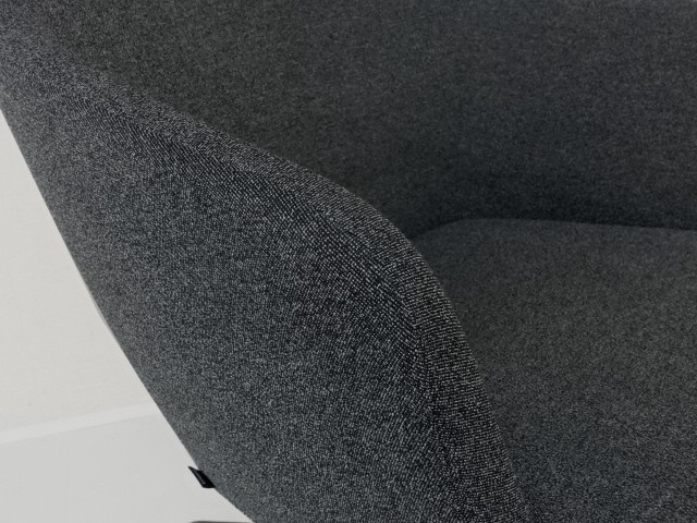 中古｜オカムラ｜8117｜ミーティングチェア（回転タイプ）・会議