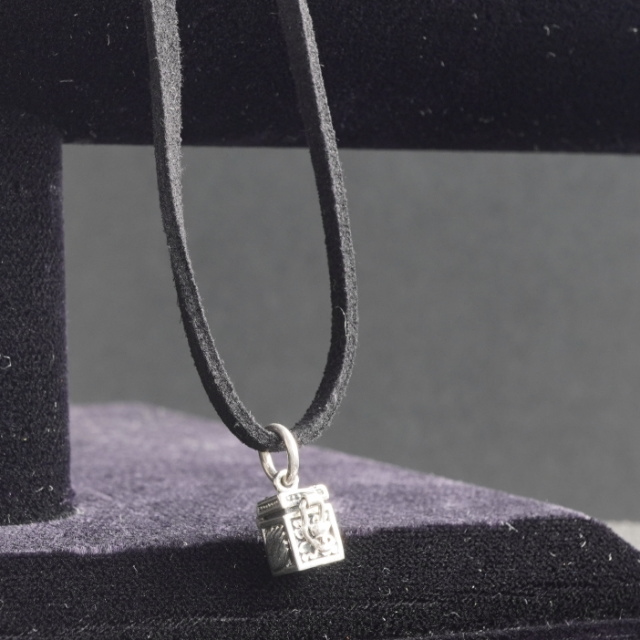 楽天市場】宝石箱 ケース ロケットペンダント風 箱型 メンズ