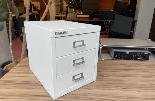 楽天市場】 BISLEY キャビネット > A4サイズ 12シリーズ : BISLEY