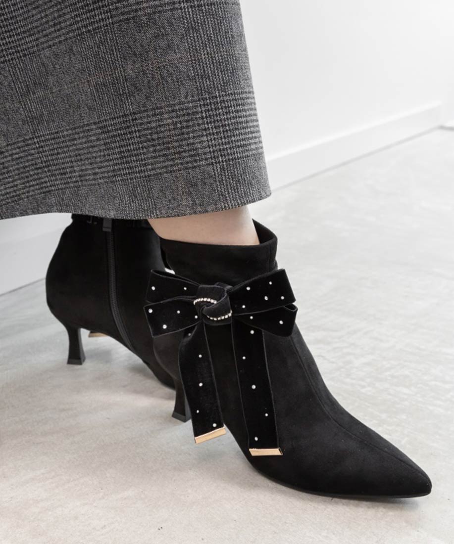 SALE】【Holiday Collection】2WAYビジューベロアリボンショートブーツ