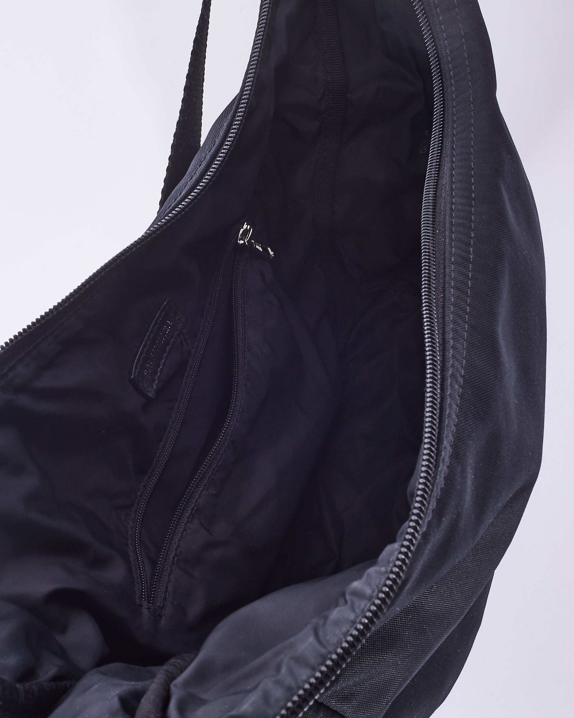 Buy Balenciaga Black Nylon Bum Bag - Authenticated Pre-Owned | RETYCHE