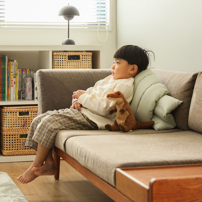 わたしの愛用品-家族が集まる場所が変わったLysソファーがくれた6畳