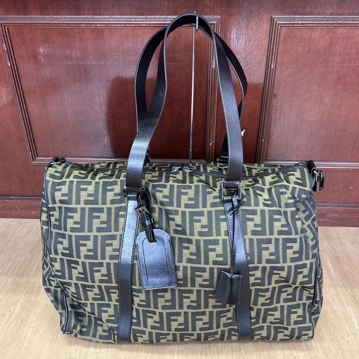 FENDI フェンディ ボストンバッグ トラベル 旅行鞄 ズッカ柄