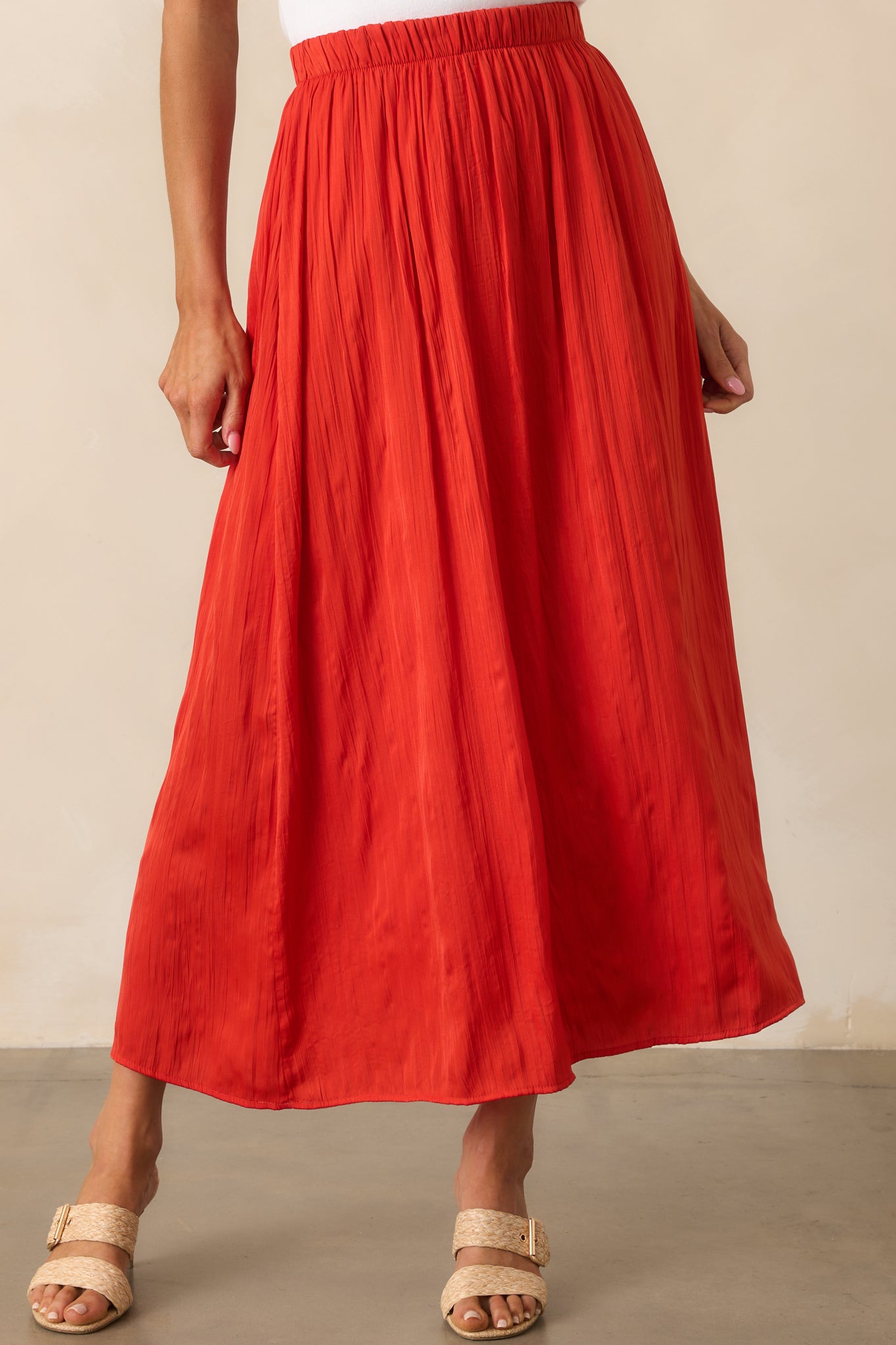 Z Supply Nicoline Crinkle Midi Skirt In Red | Red Dress