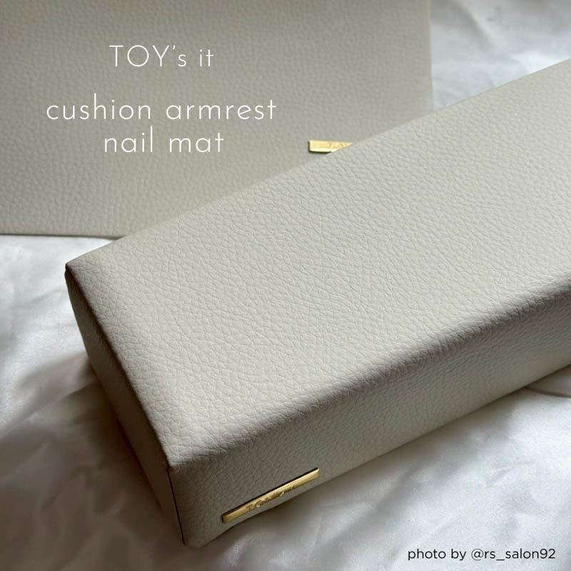 rednails web channel / TOY's it クッションアームレスト