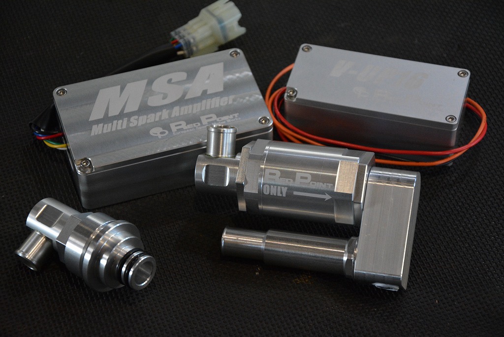 エンジン性能を引き出す 3アイテムをアバルトに取付 | RED POINT