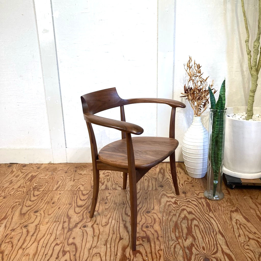 飛騨産業 / HIDA WAVOK クレセント / CRESCENT アームチェア 佐々木