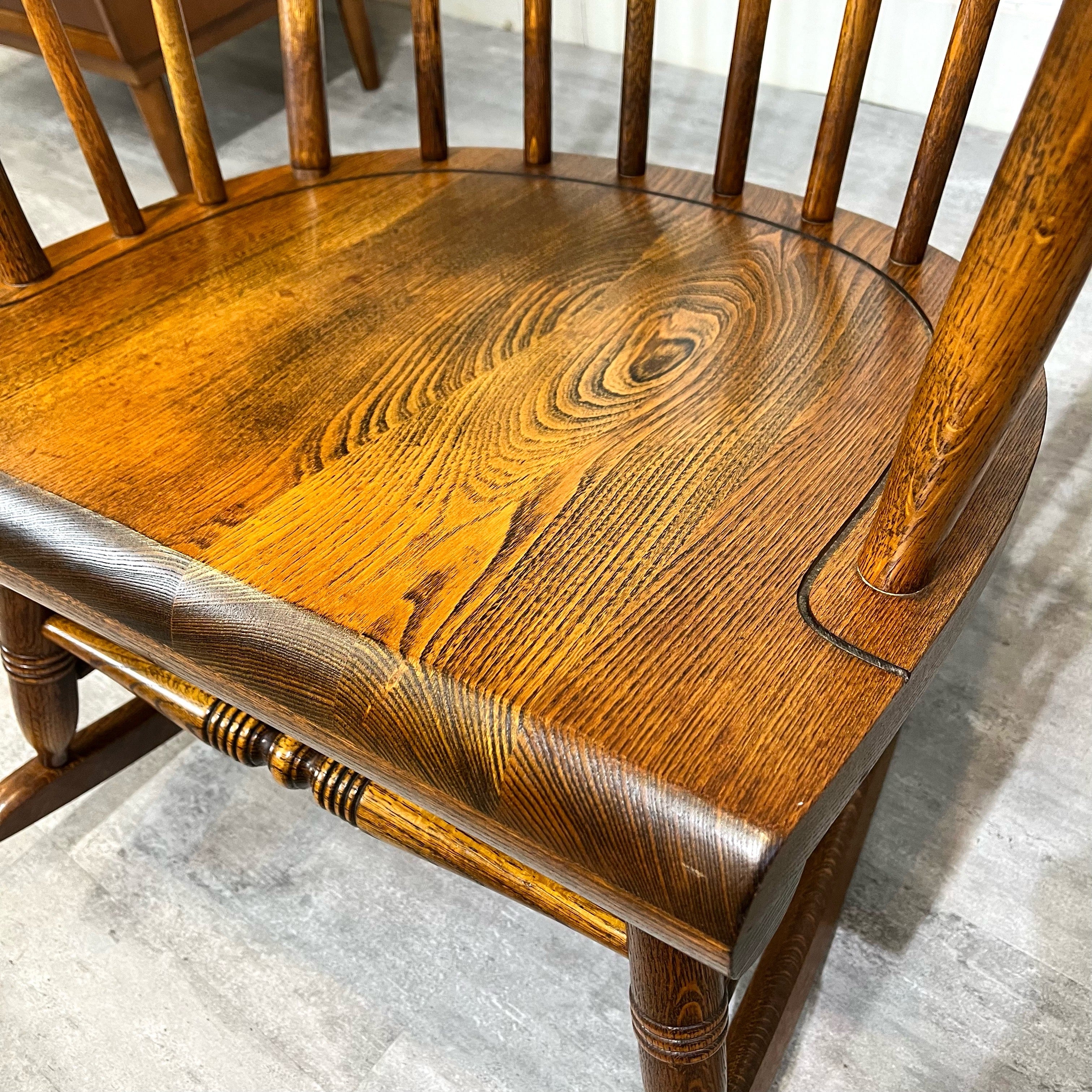 飛騨産業 / HIDA 穂高 ロッキングチェア キツツキマーク 中古 揺れ椅子