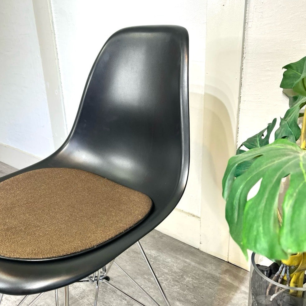 ハーマンミラー / Herman Miller Vitra サイドシェルチェア チャールズ