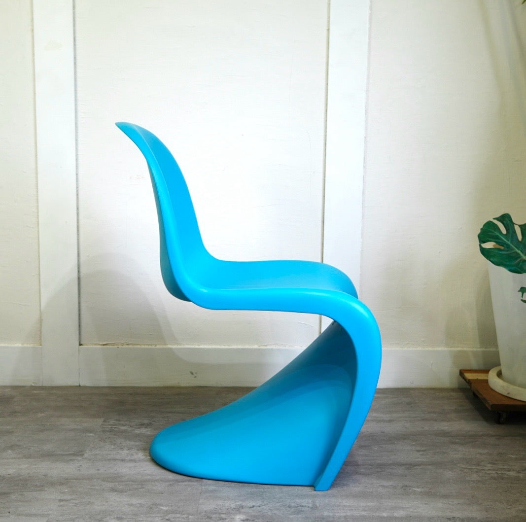 ヴィトラ / Vitra パントンチェア / Panton Chair グレイシャ―ブルー