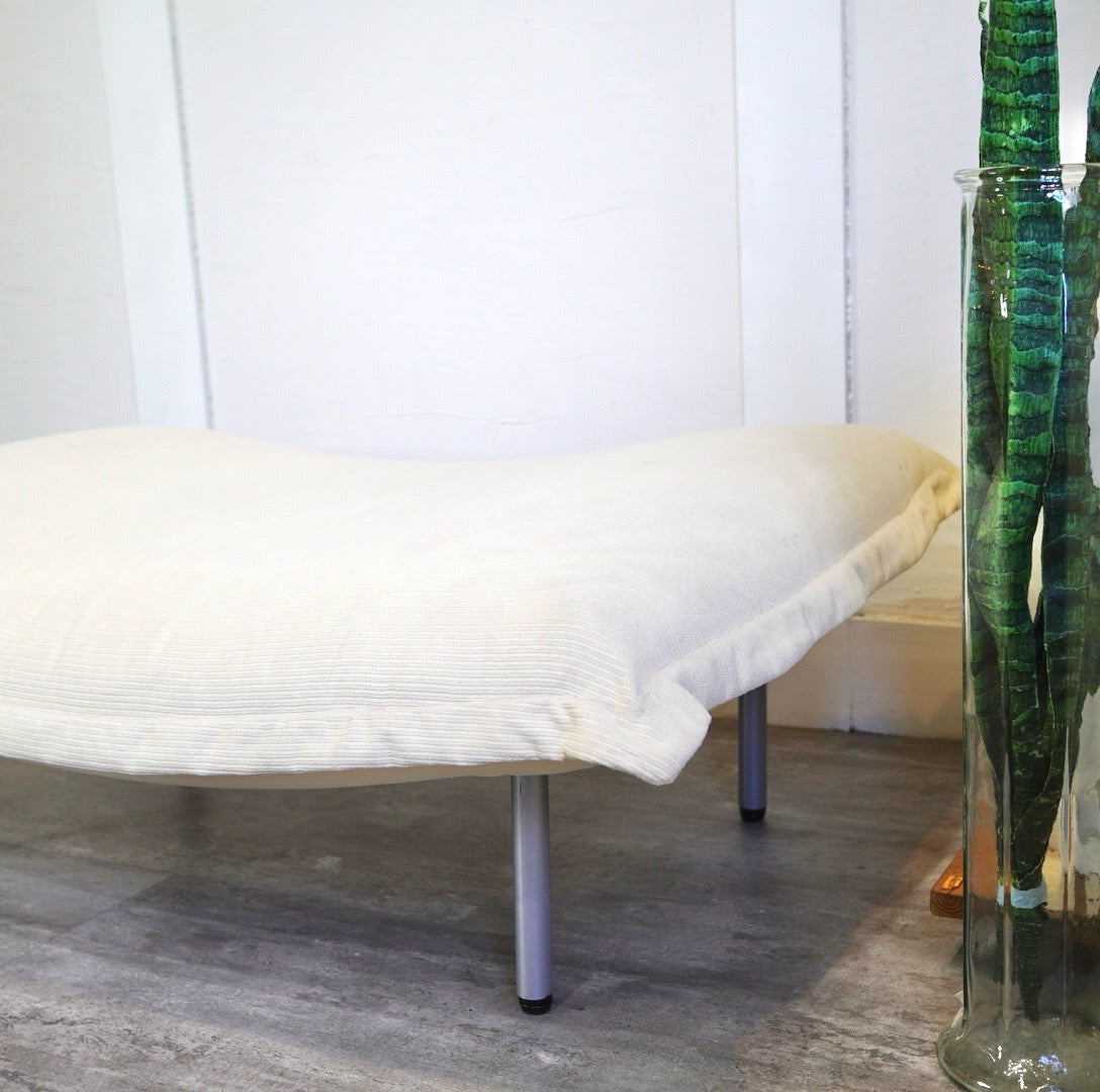 リーン・ロゼ / ligne roset カラン / Calinオットマン パフ 中古