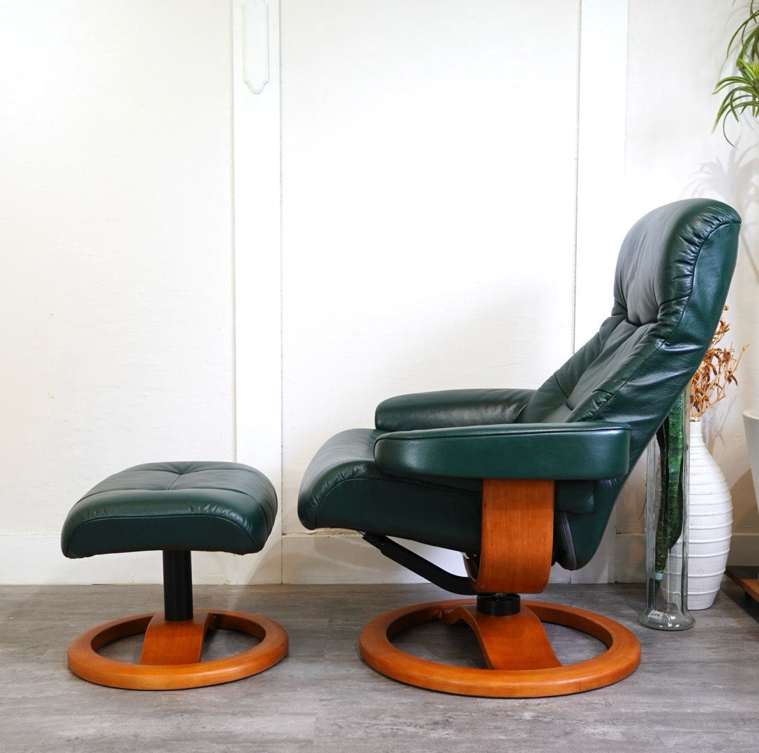 イエリアーダ / Hjellegjerde フィヨルド215 リクライニングチェア