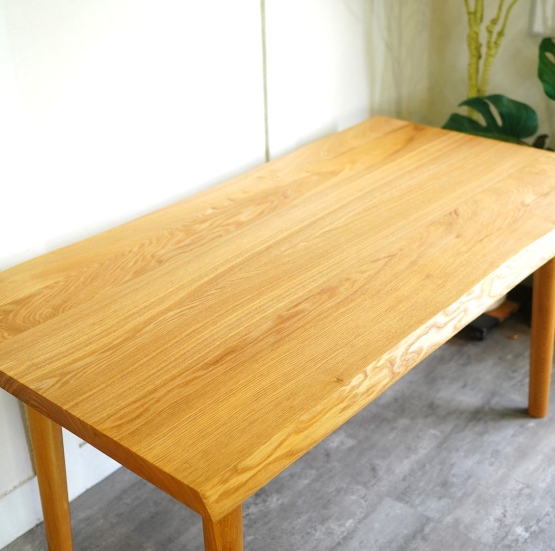 柏木工 / KASHIWA タモ無垢材ダイニングテーブル 中古 4人掛け W150