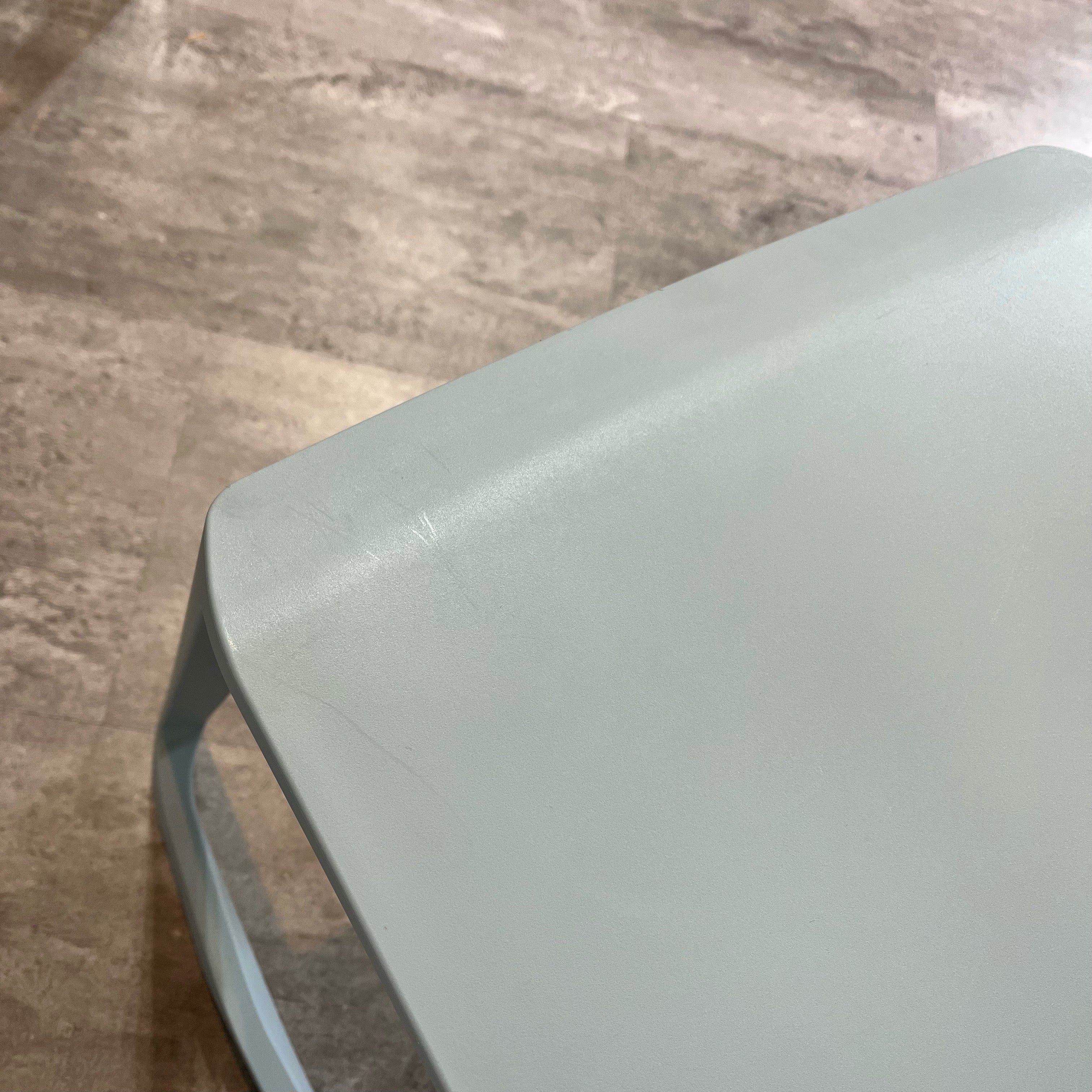 ヴィトラ / vitra TIPTONチェア エドワード・バーバー&ジェイ