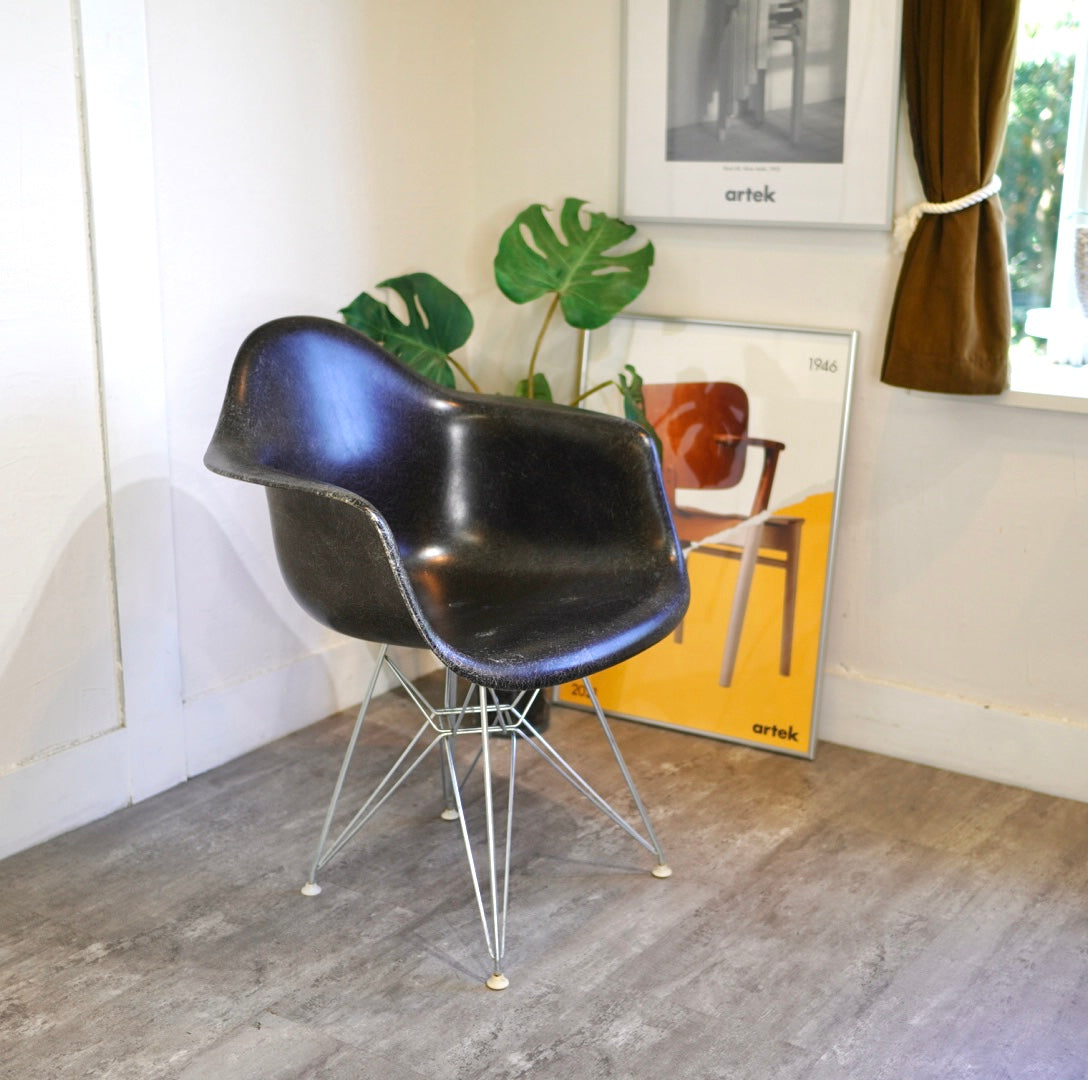 ハーマンミラー / Herman Miller アームシェルチェア エッフェルベース