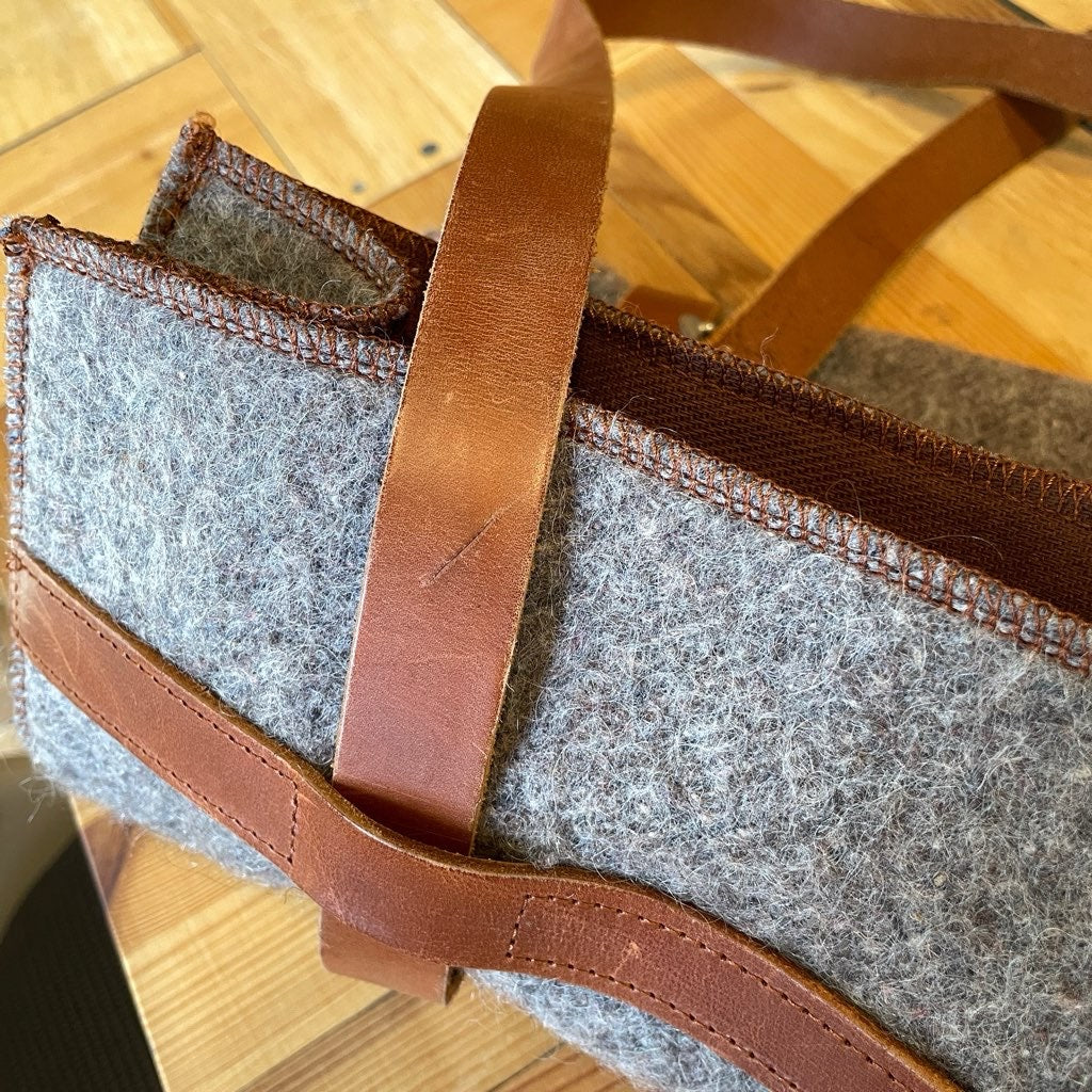 古着】karlen swiss / ウールトートバック スイス軍 ブランケット使用