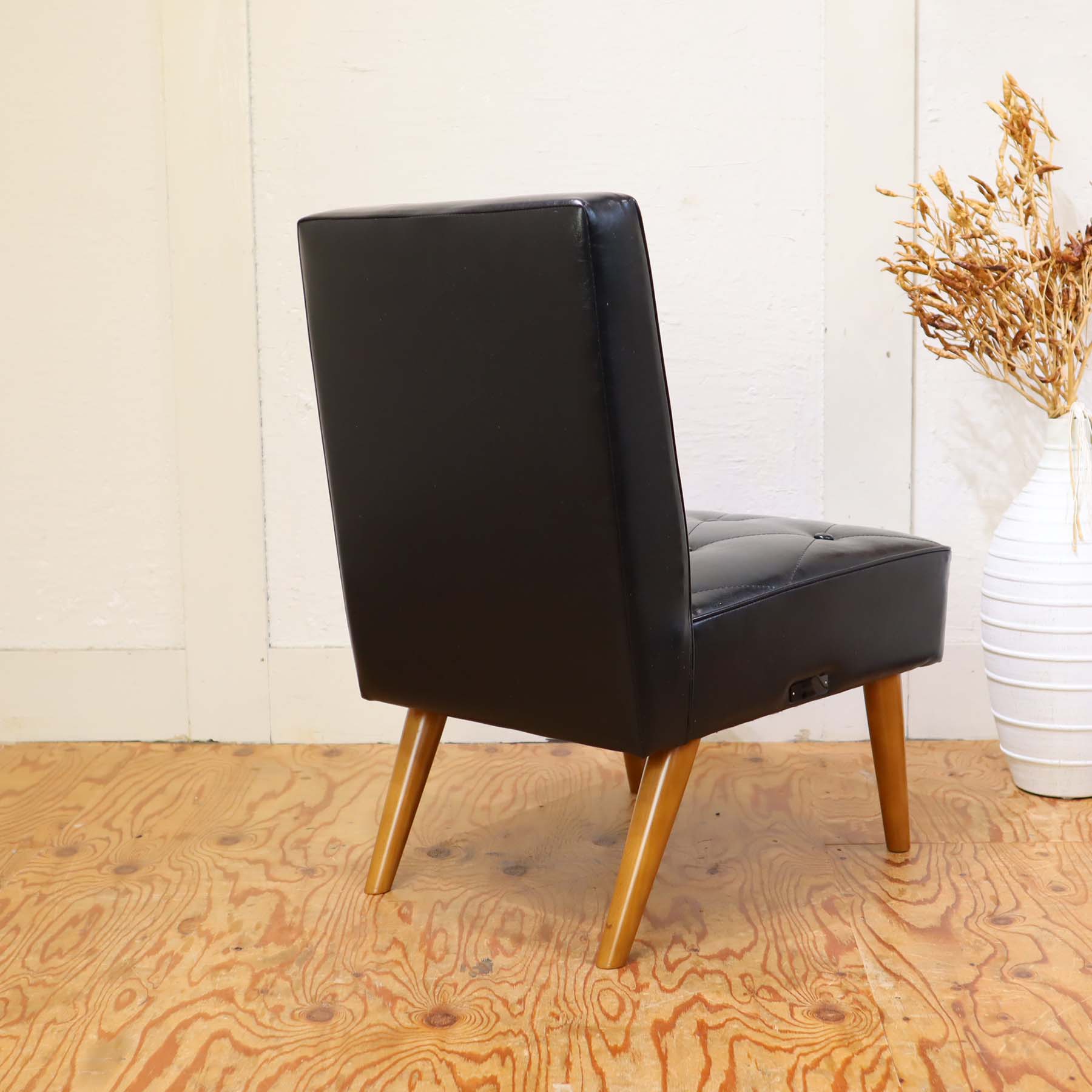 カリモク カリモク60 カフェチェア スタンダードブラック ダイニングチェア