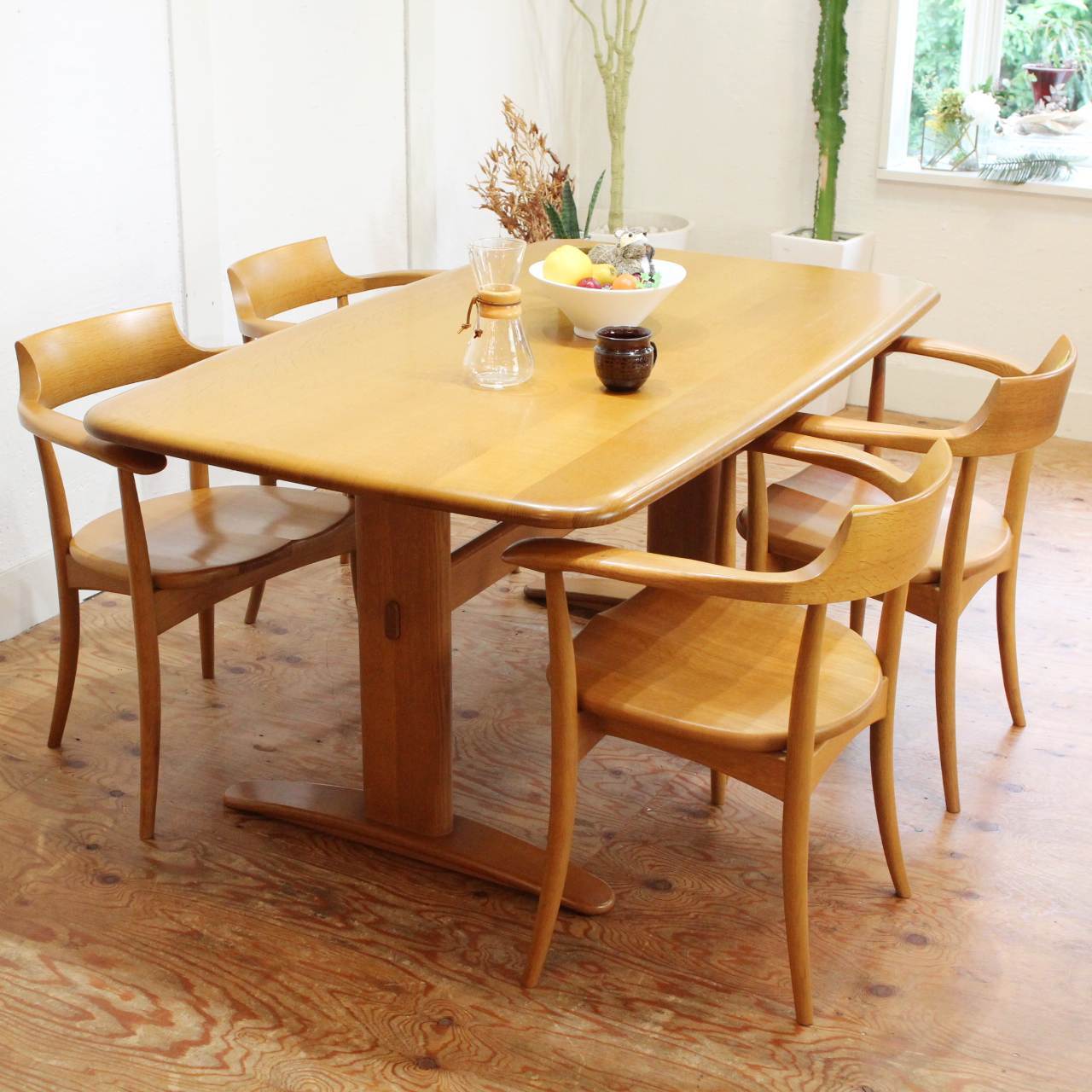 飛騨産業 / HIDA クレセント / CRESCENT アームチェア 佐々木敏光