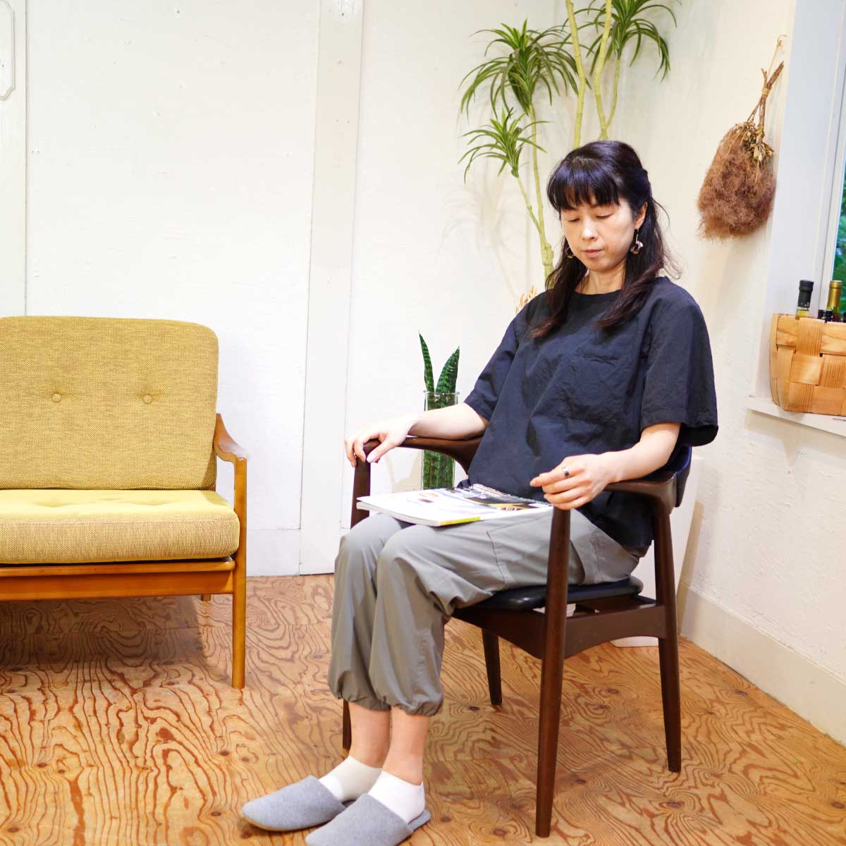 辻木工 ヴィンテージ アームチェア ブラックレザー ダイニングチェア