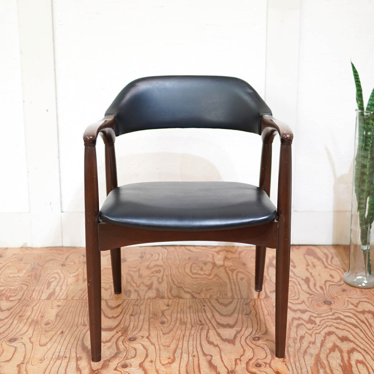 辻木工 ヴィンテージ アームチェア ブラックレザー ダイニングチェア