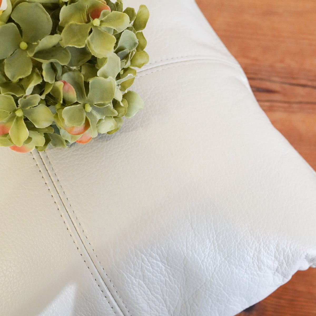 カッシーナ・イクスシー / Cassina ixc.本革クッション 【1】ホワイト