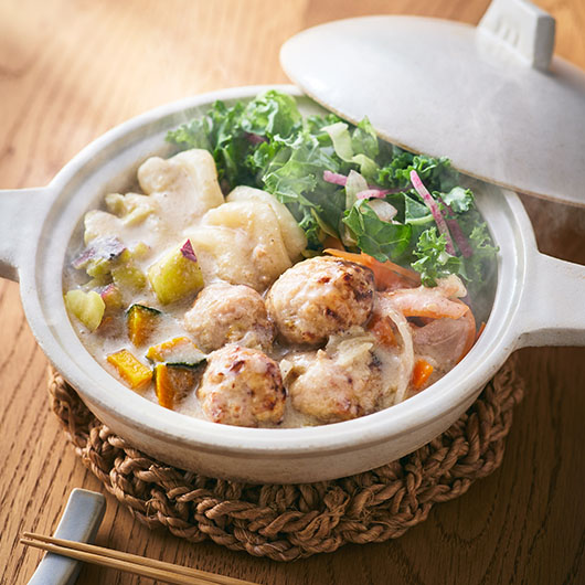 生姜ごま豆乳スープの鶏だんご鍋 | 商品をさがす | RF1 – アール・エフ