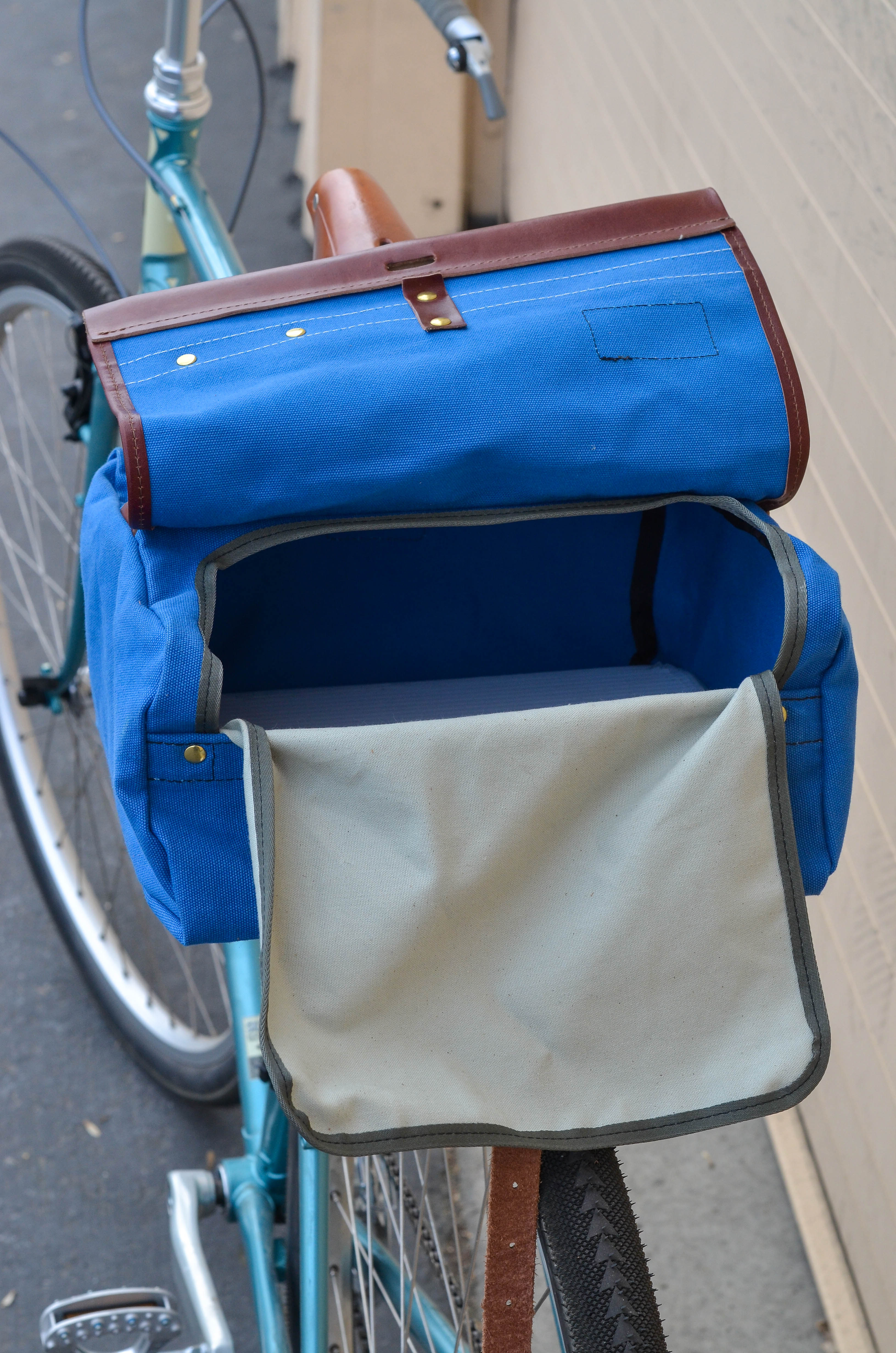 Sackville SlimSucker SaddleSack – Rivendell Bicycle Works