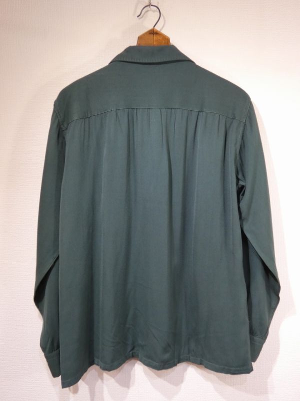 40s 50s ARROW BLANK PLAIN GREEN RAYON GABARDINE SQUARE SHIRT with