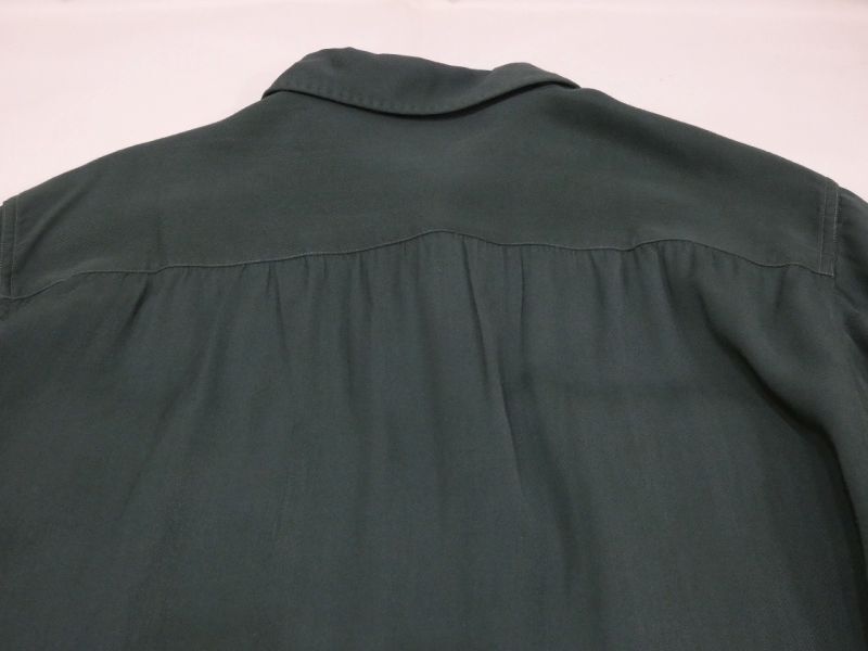 40s 50s ARROW BLANK PLAIN GREEN RAYON GABARDINE SQUARE SHIRT with