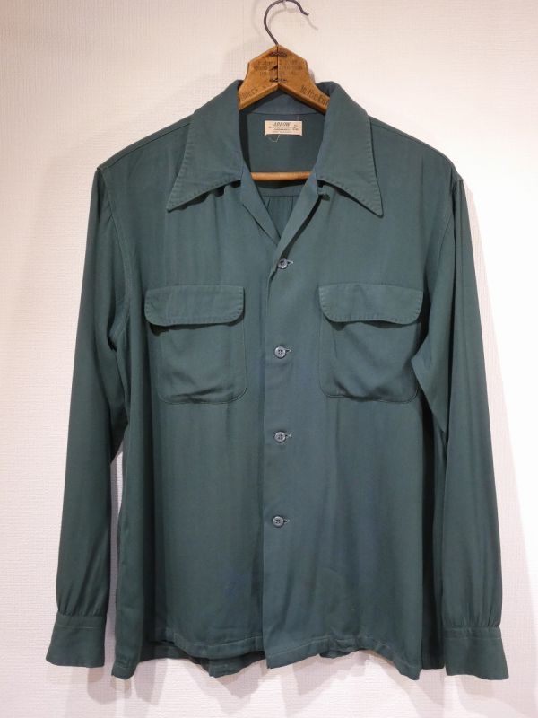 40s 50s ARROW BLANK PLAIN GREEN RAYON GABARDINE SQUARE SHIRT with