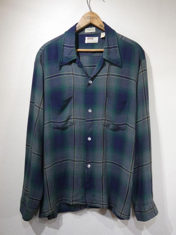 70s MONTGOMERY WARD OMBRE SHADOW PLAID CHECK RAYON BOX SHIRT - RICUR