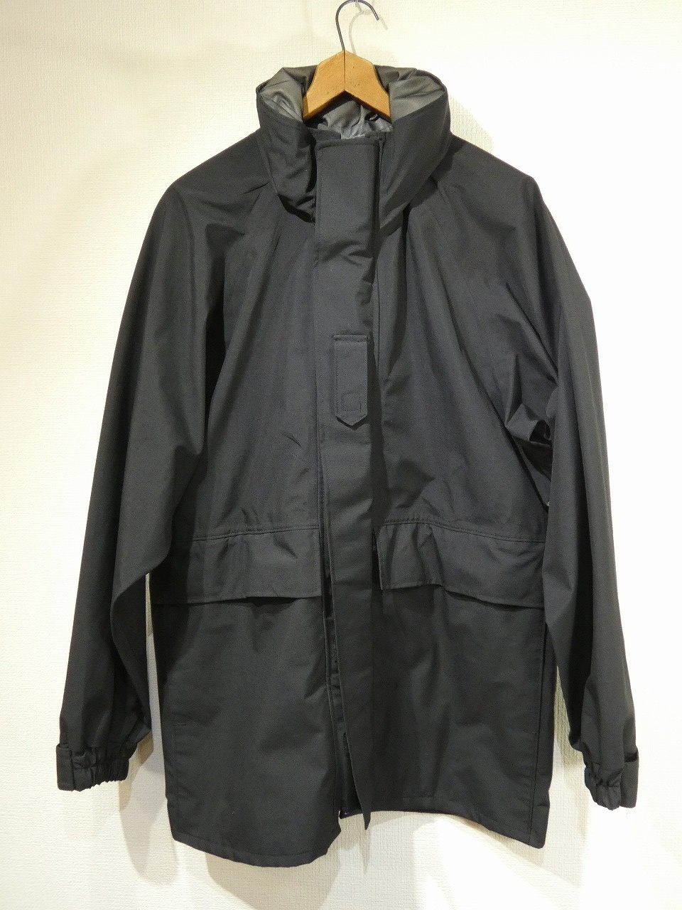 10s US NAVY USN GORE TEX COLD WEATHER PARKA - RICUR