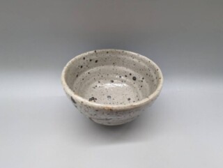 西岡小十 作『絵唐津 茶碗』 ｜骨董品買取 緑和堂