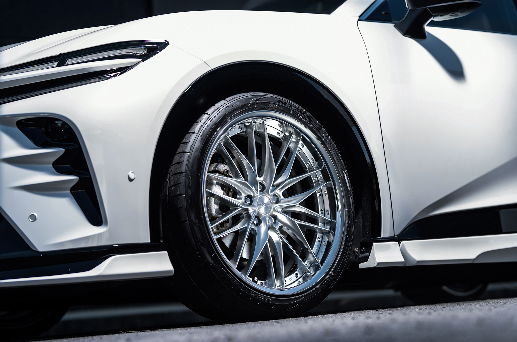 正統進化が生んだ、次世代メッシュ。SCHWERT QUELL 2 登場。WHEEL