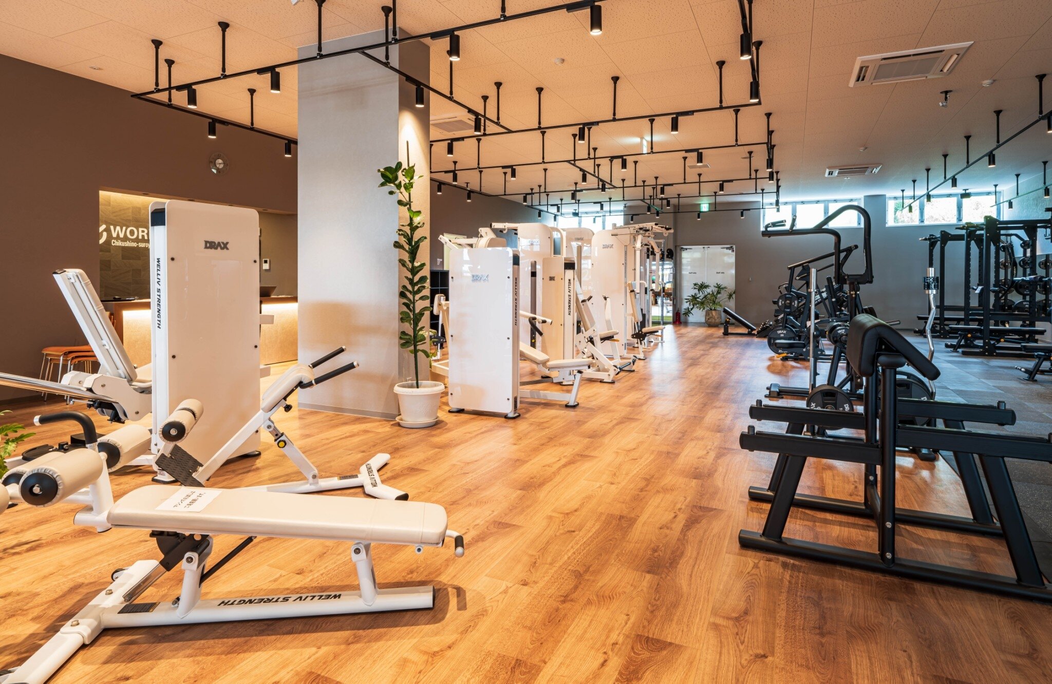 筑紫野シュロアモール店｜福岡県筑紫野市の24時間営業フィットネスジム