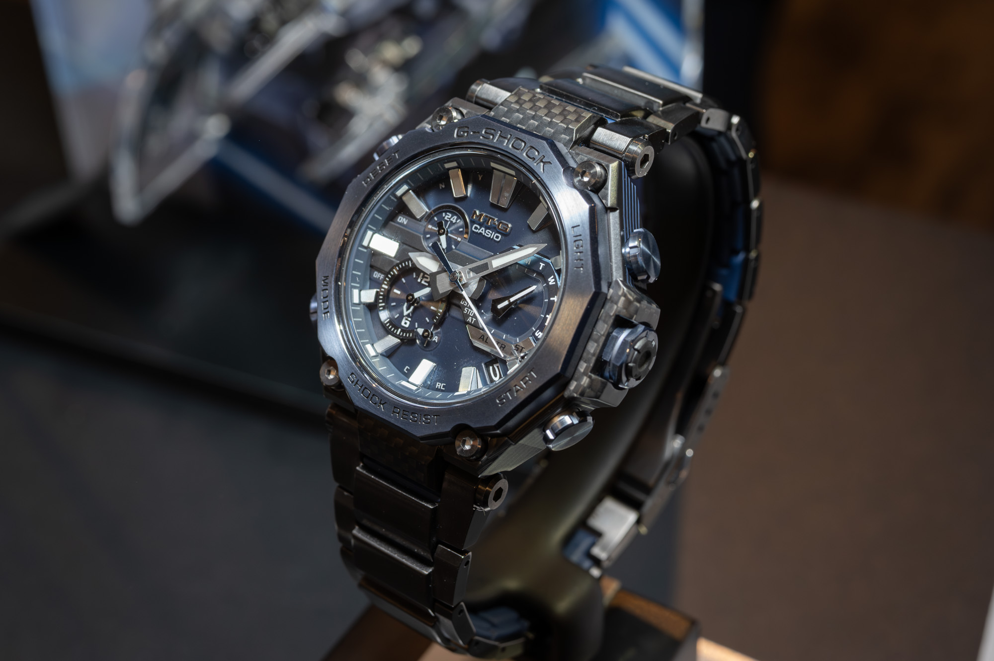 G-SHOCK、積層ケースの「MT-G」にブラック×ブルーグレー - Impress Watch